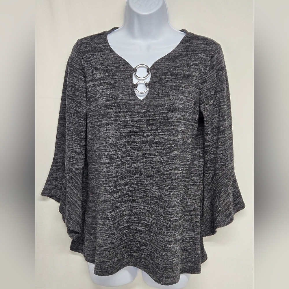 NY Collection M Pullover Stretch Top Knit Silver Hardware Flared Sleeves